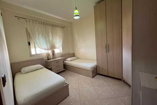 Shtepi me qera Apartament ne Tirane, 1+1, Mobilimi E mobiluar, Pagesa 550  Euro.