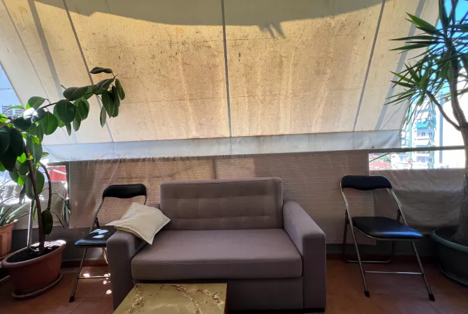 Shtepi me qera Apartament ne Tirane, 1+1, Mobilimi E mobiluar, Pagesa 550  Euro.