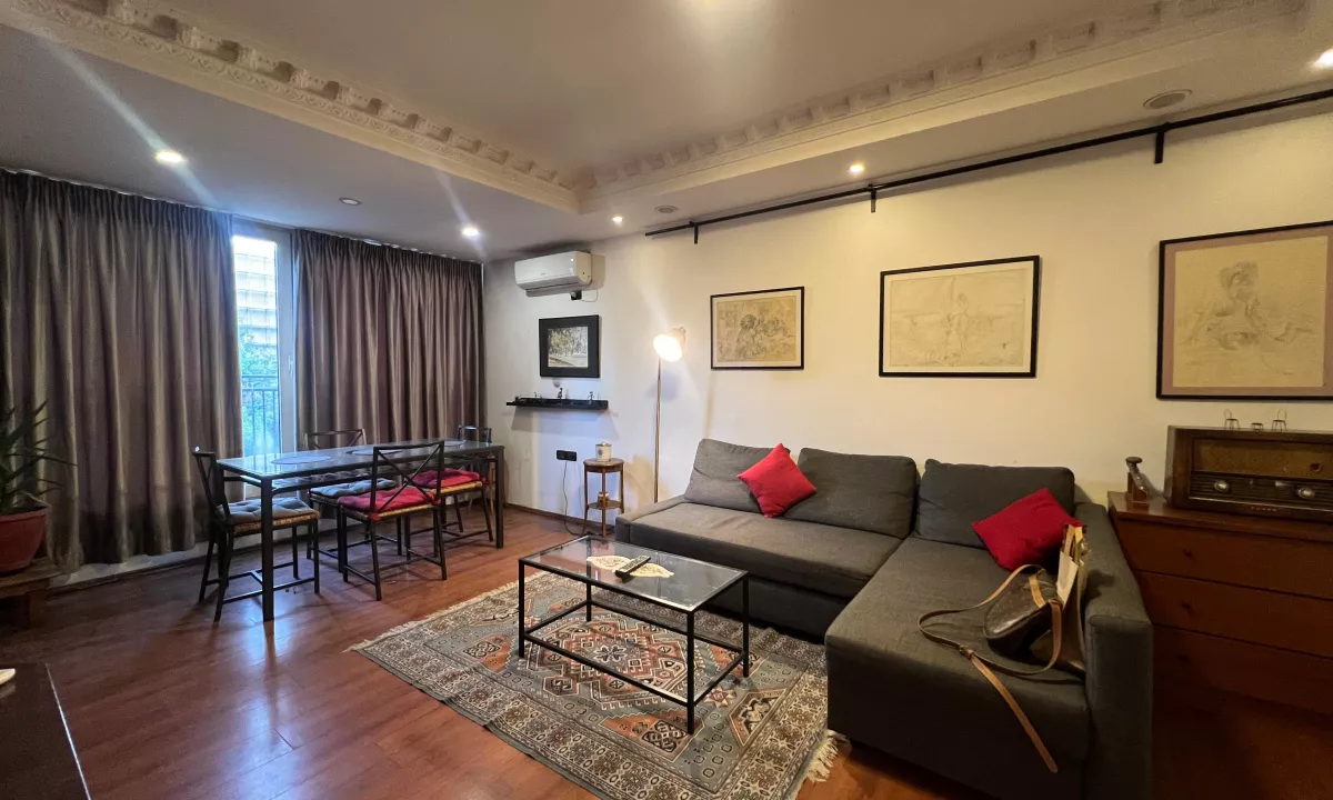 Shtepi me qera Apartament ne Tirane, 1+1, Mobilimi E mobiluar, Pagesa 700  Euro.