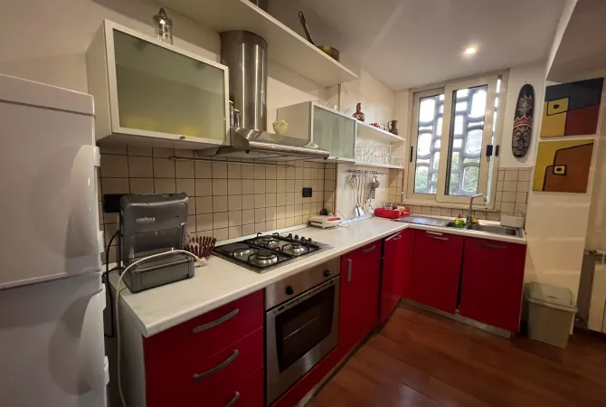 Shtepi me qera Apartament ne Tirane, 1+1, Mobilimi E mobiluar, Pagesa 700  Euro.