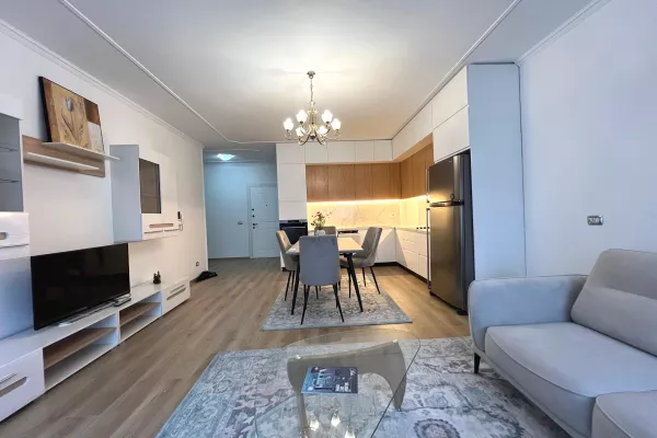 Shtepi me qera Apartament ne Tirane, 2+1, Mobilimi E mobiluar, Pagesa 1,150  Euro.