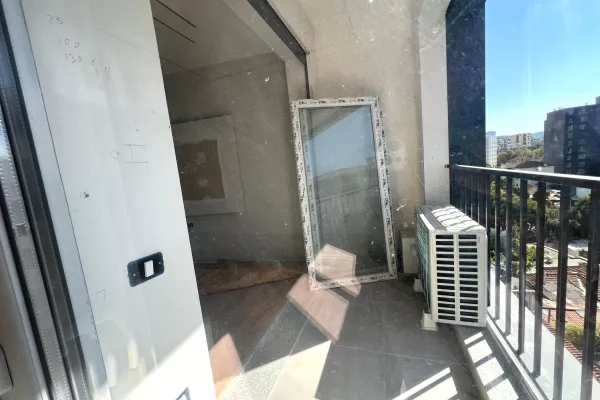 Shtepi ne shitje Apartament ne Tirane, 1+1, Mobilimi E mobiluar, Pagesa 136,500  Euro.
