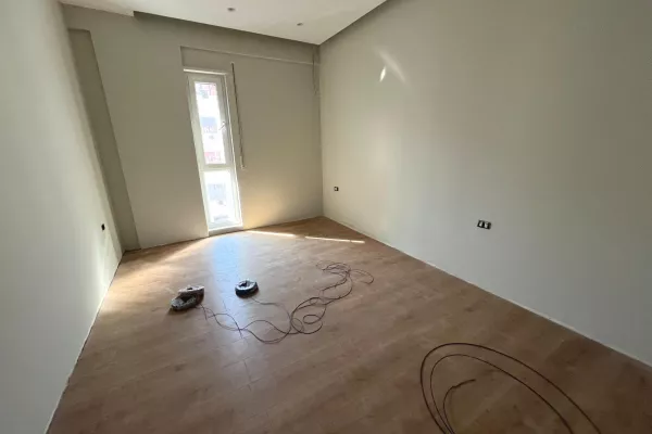 Shtepi ne shitje Apartament ne Tirane, 2+1, Mobilimi E mobiluar, Pagesa 180,000  Euro.