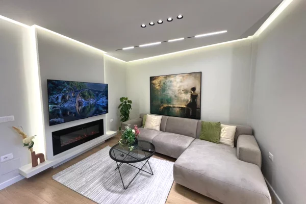 Shtepi ne shitje Apartament ne Tirane, 2+1, Mobilimi E mobiluar, Pagesa 310,000  Euro.