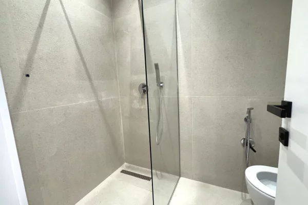 Shtepi me qera Apartament ne Tirane, 1+1, Mobilimi E mobiluar, Pagesa 700  Euro.