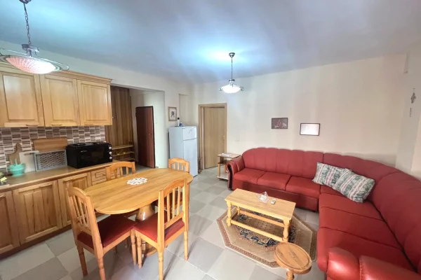 Shtepi ne shitje 1+1 ne Durres - 85,000 Euro