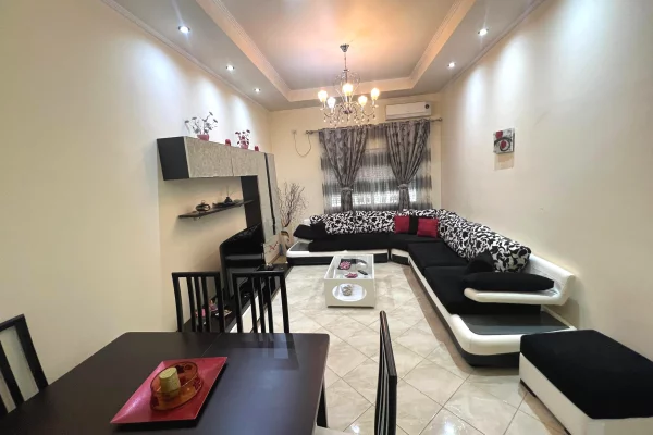 Shtepi ne shitje 2+1 ne Tirane - 140,000 Euro