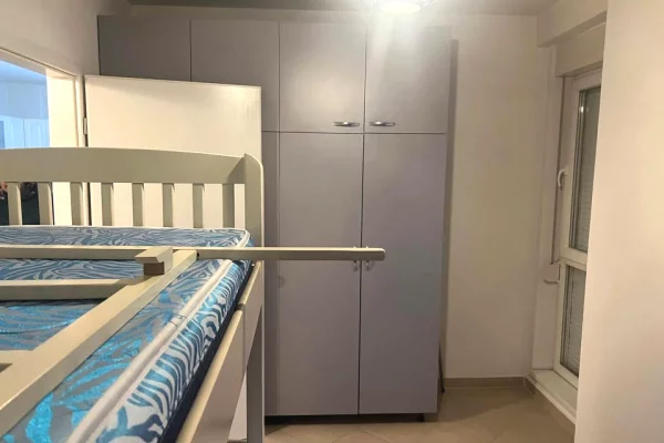 Shtepi me qera Apartament ne Tirane, 2+1, Mobilimi E mobiluar, Pagesa 570  Euro.
