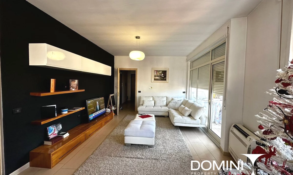 Shtepi ne shitje Apartament ne Tirane, 2+1, Mobilimi E mobiluar, Pagesa 210,000  Euro.
