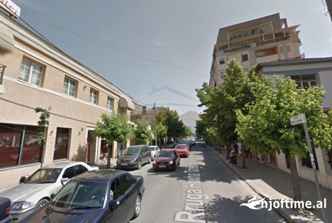 Business Property in Sale 4+1 in Tirana - 50,000 Euro