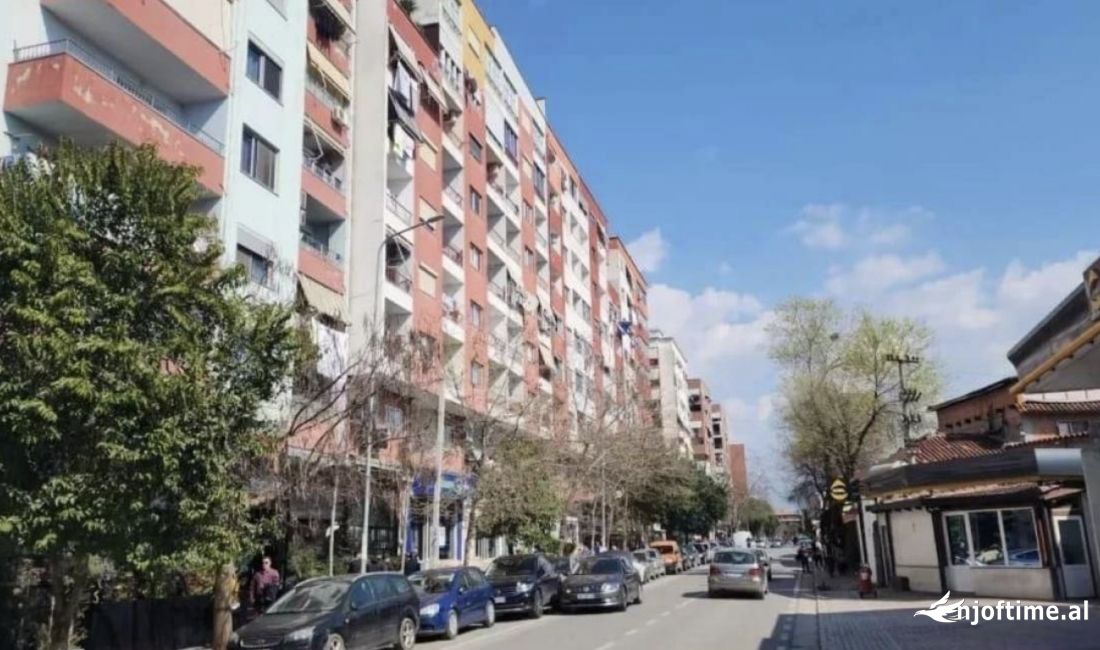 Shitet, Ambient Biznesi, Yzberisht