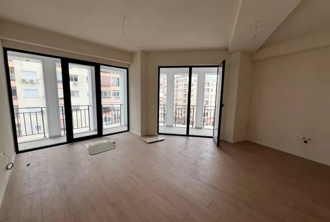 Shitet Apartament 2+1, Unaza e Re, Kompleksi Urban Gate, Tiranë