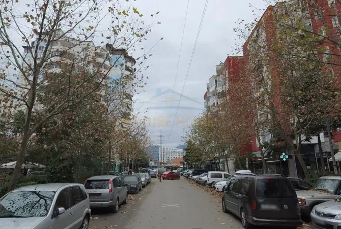 Business Property in Sale 1+1 in Tirana - 72,800 Euro