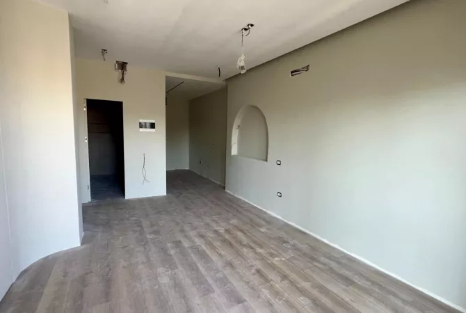 Apartment for rent in Tirana 1+1, Emty