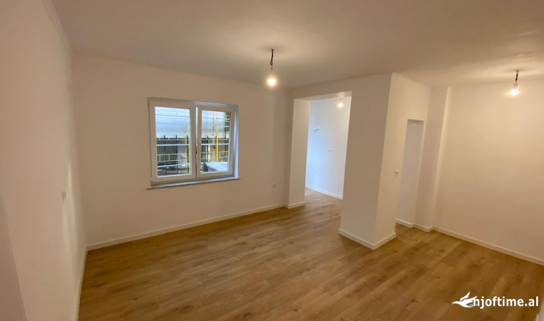 Apartment for sale in Tirana 2+1, Emty