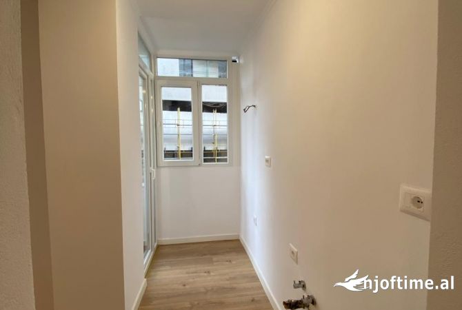Apartment for sale in Tirana 2+1, Emty