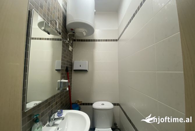 Jepet Ambient me Qera,21 Dhjetori,800Euro 