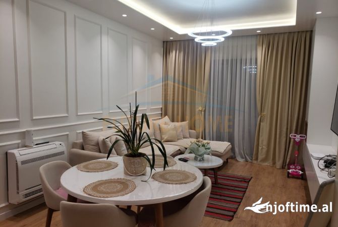 Shitet Apartament 2+1 Unazës së Re, në Rezidencën Oasis, 