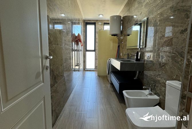 Apartment for sale in Tirana 2+1, In Part