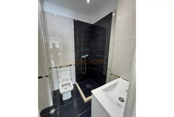 Shtepi ne shitje Apartament ne Tirane, 2+1, Mobilimi E mobiluar, Pagesa 285,000  Euro.
