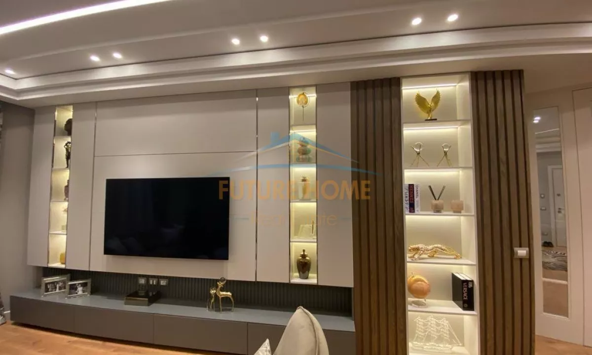 Shtepi ne shitje Apartament ne Tirane, 2+1, Mobilimi E mobiluar, Pagesa 385,000  Euro.