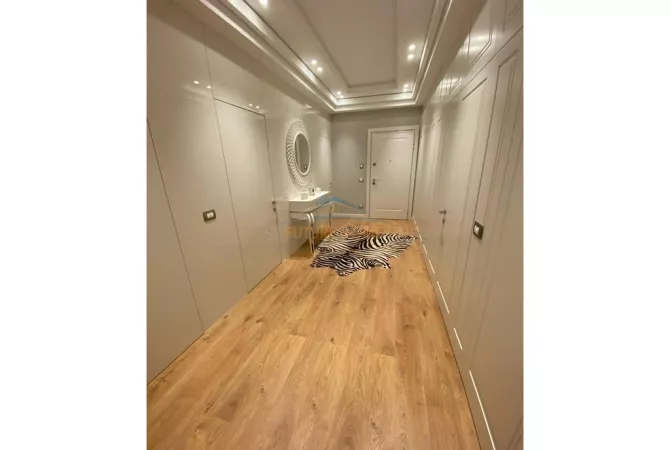 Shtepi ne shitje Apartament ne Tirane, 2+1, Mobilimi E mobiluar, Pagesa 385,000  Euro.