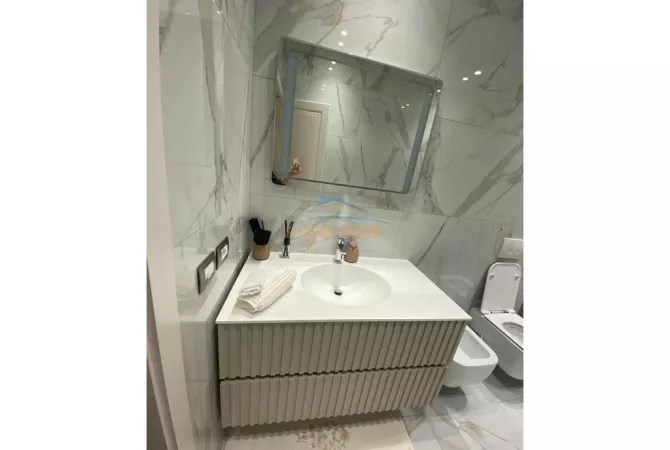 Shtepi ne shitje Apartament ne Tirane, 2+1, Mobilimi E mobiluar, Pagesa 385,000  Euro.