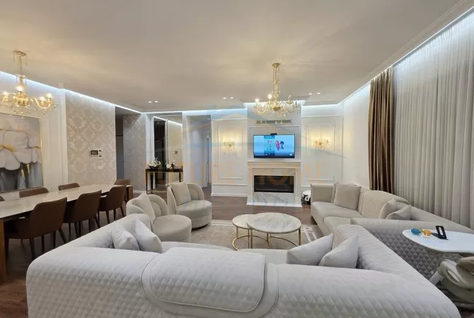 Shtepi ne shitje Apartament ne Tirane, 3+1, Mobilimi E mobiluar, Pagesa 750,000  Euro.