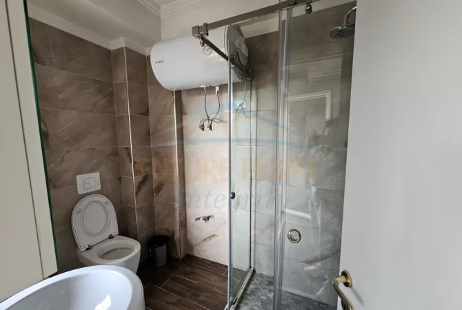 Shtepi me qera Apartament ne Tirane, 2+1, Mobilimi E mobiluar, Pagesa 800  Euro.