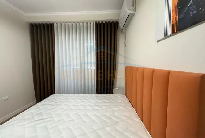 Shtepi ne shitje Apartament ne Tirane, 1+1, Mobilimi E mobiluar, Pagesa 117,000  Euro.