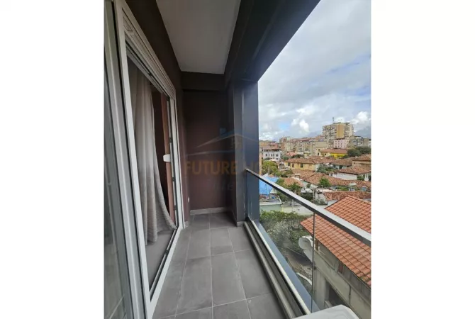 Shtepi me qera Apartament ne Tirane, 2+1, Mobilimi E mobiluar, Pagesa 700  Euro.