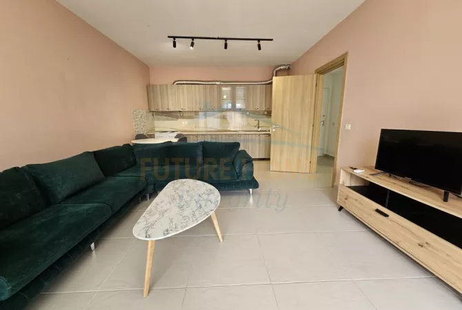 Qera, Apartament 2+1+2, Rruga e Barrikadave, 700€