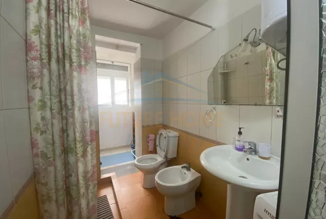 Shtepi me qera Apartament ne Tirane, 1+1, Mobilimi E mobiluar, Pagesa 550  Euro.