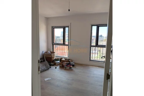 Shtepi ne shitje Apartament ne Tirane, 2+1, Mobilimi Bosh, pa mobiluar, Pagesa 234,800  Euro.