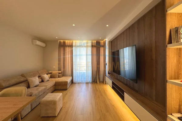 Shtepi ne shitje 2+1 ne Tirane - 135,000 Euro