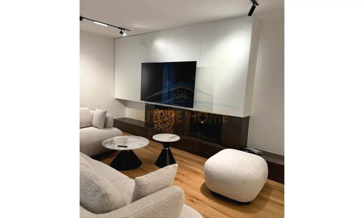 Penthouse (panoramic top floor) for sale in Tirana 3+1, Furnished