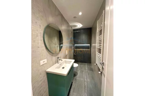 Penthouse (panoramic top floor) for sale in Tirana 3+1, Furnished