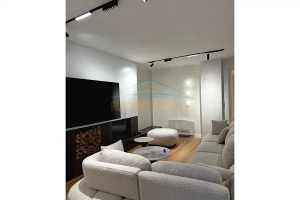 Penthouse (panoramic top floor) for sale in Tirana 3+1, Furnished