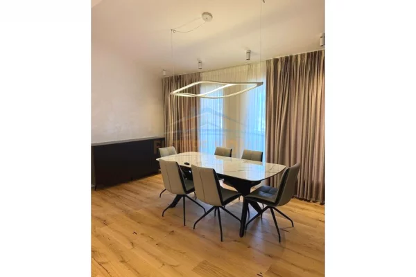 Penthouse (panoramic top floor) for sale in Tirana 3+1, Furnished