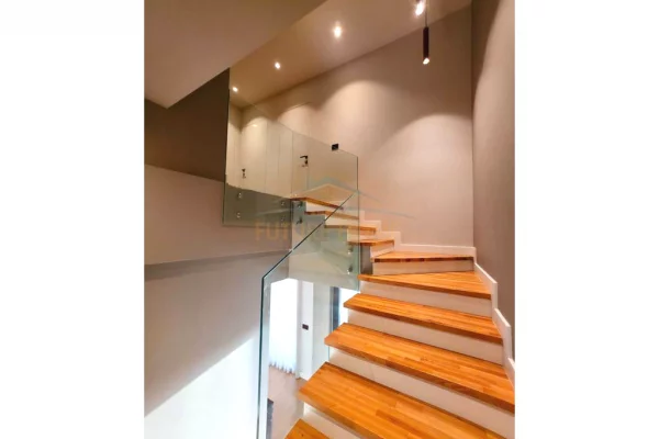 Luxury villas for sale in Durres 4+1, Furnished