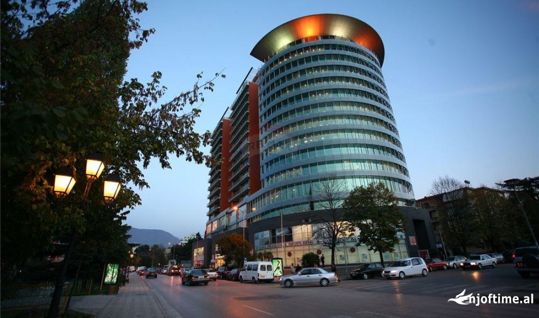 Ambient komercial ne shitje tek ETC!