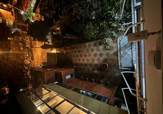 Vile 3-kateshe per qera siperfaqa totale 486m ndertim 