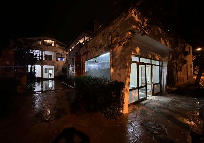 Vile 3-kateshe per qera siperfaqa totale 486m ndertim 