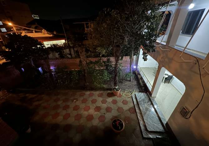 Vile 3-kateshe per qera siperfaqa totale 486m ndertim 