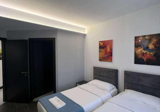 APARTAMENT I PERSHTATUR PER AIRBNB NE SHiTJE, BLLOKU.