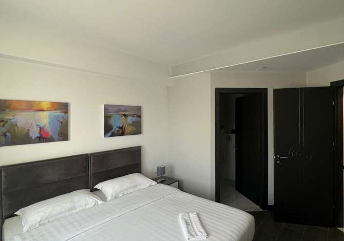 APARTAMENT I PERSHTATUR PER AIRBNB NE SHiTJE, BLLOKU.