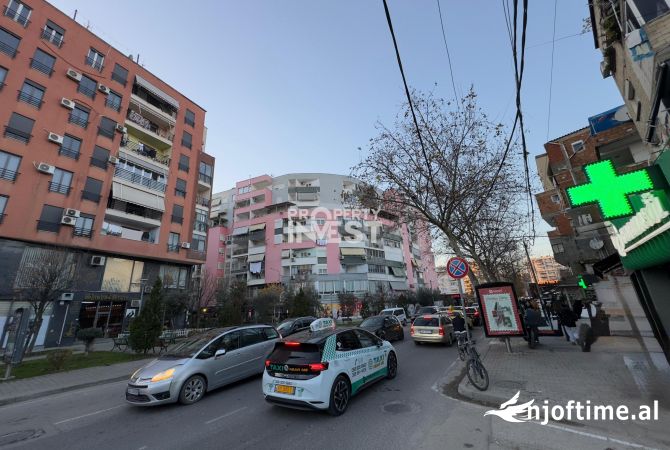 Ambiente Commerciale in Vendita 3+1 a Tirana - 300,000 Euro