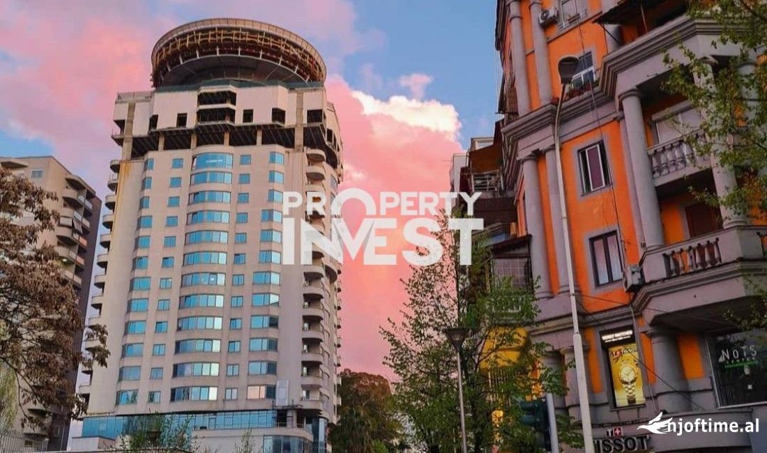 DYQAN NE SHITJE NE BLLOK.