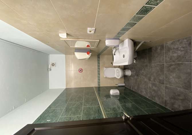 Ambient biznesi me qera 1+1 ne Tirane - 1,300 Euro