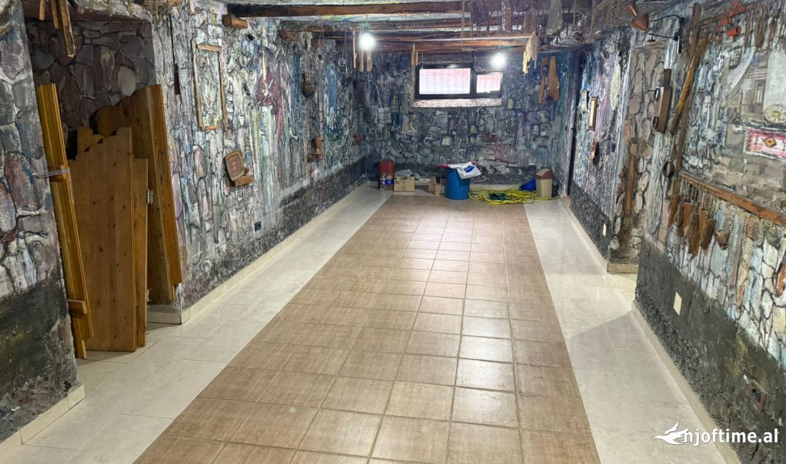 AMBJENT BIZNESI ME QIRA PRANE LULISHTE 1 MAJI